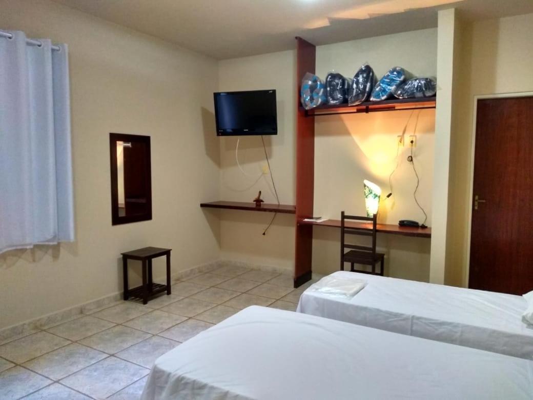 Hotel Veredas Monsenhor Paulo Bagian luar foto